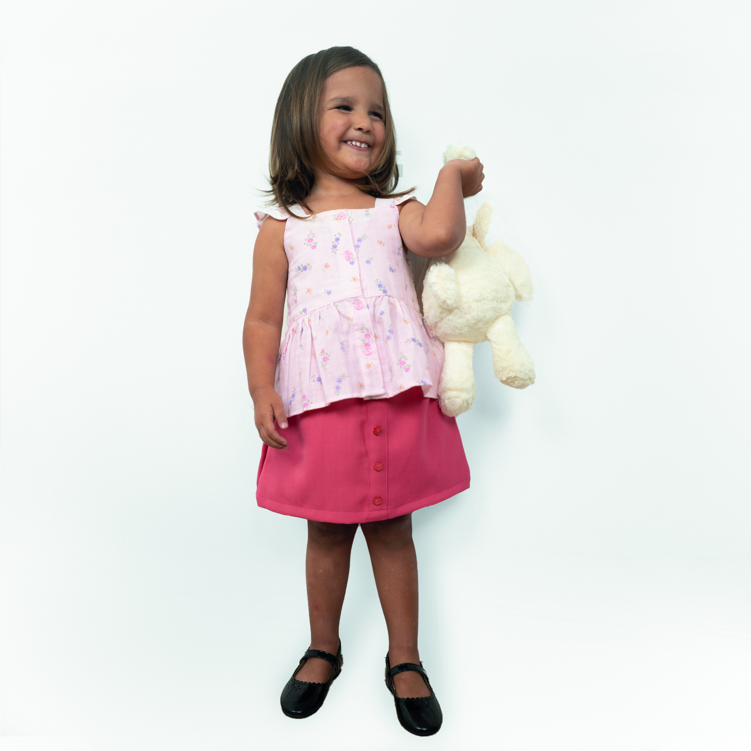 blusa con volantes para niña