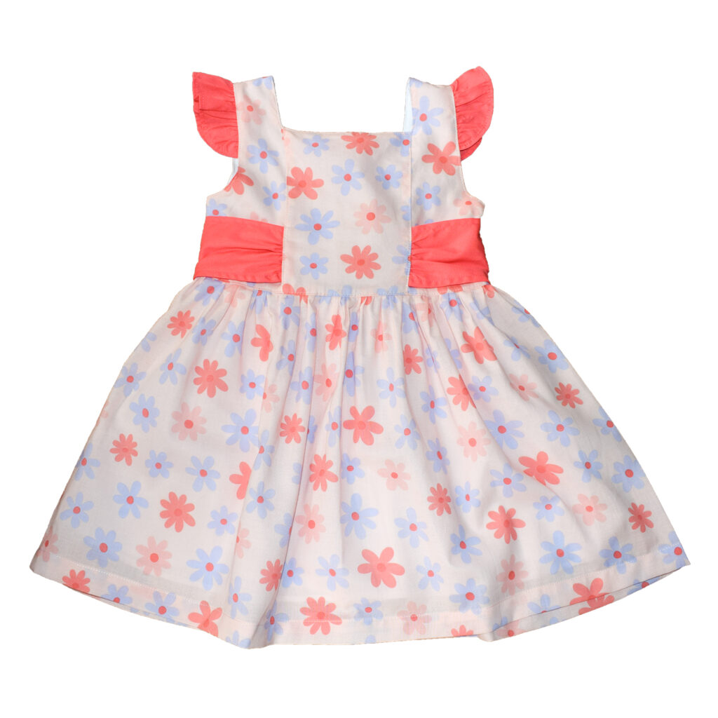 vestido con lazo para niña